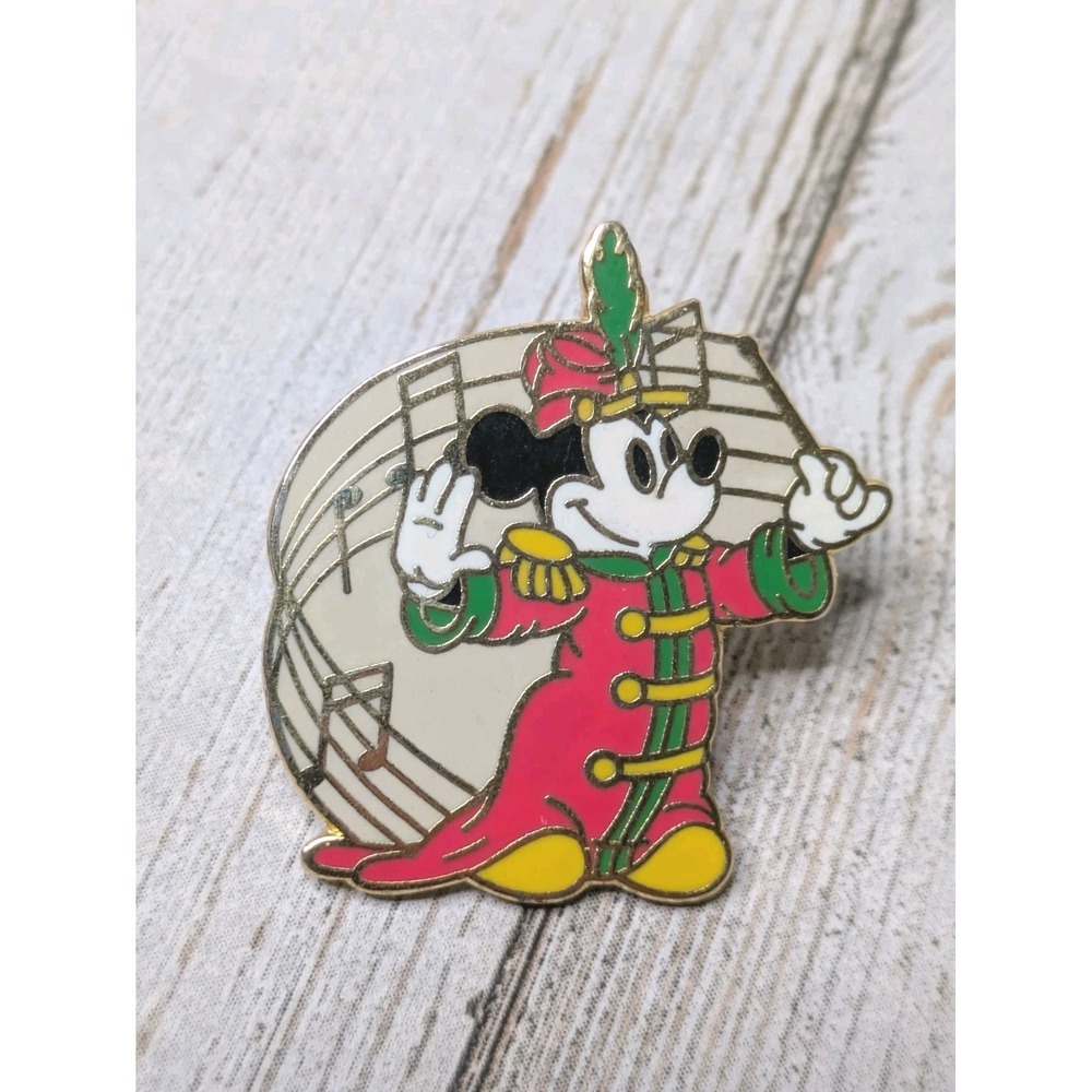 DISNEY Parks World PIN Trading Mickey Mouse Bandleader Music Conductor
